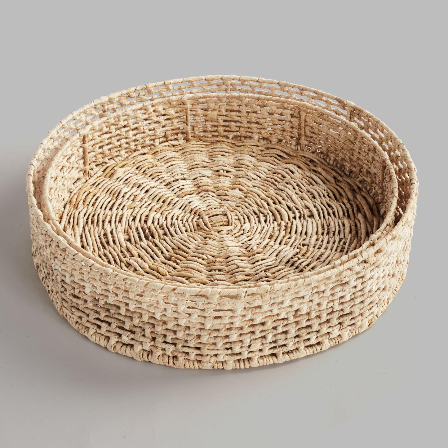 Abaca round trays (set of 2) - stylish home accent (Image7).