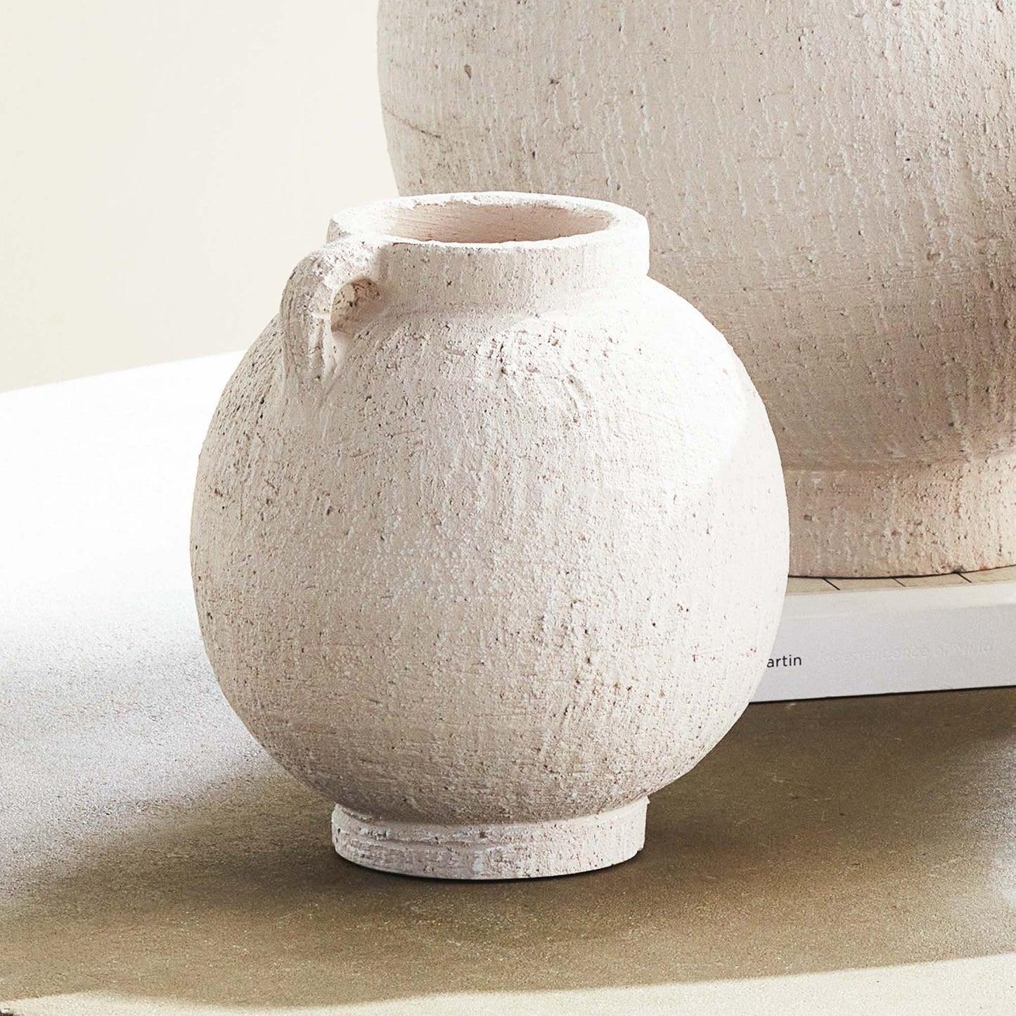 Amphora handled terracotta small vase - stylish home accent (Image8).