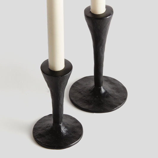 Black textured aluminum taper holders (set of 2) - stylish home accent (Image1).