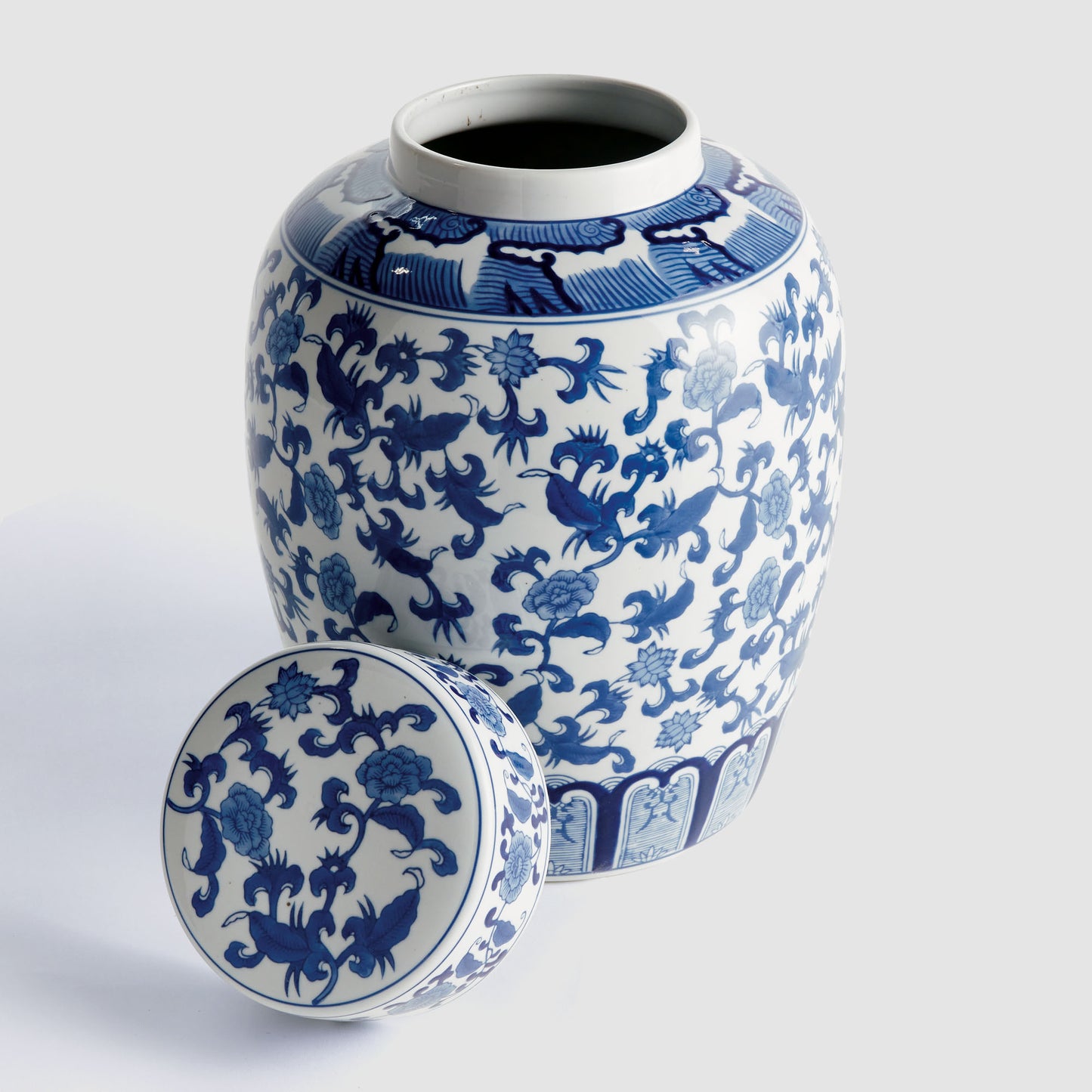 Blue and white ceramic lidded jar - stylish home accent (Image2).