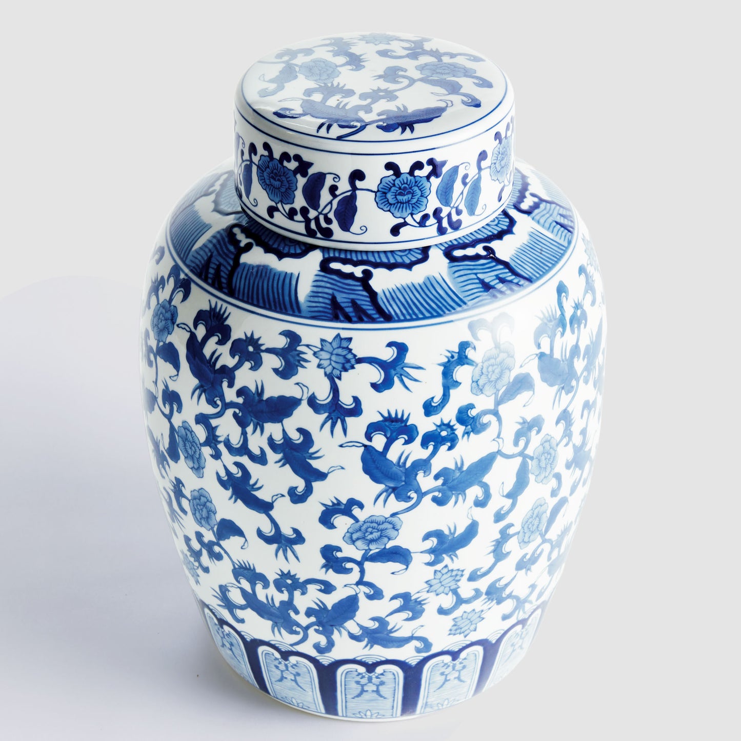 Blue and white ceramic lidded jar - stylish home accent (Image4).