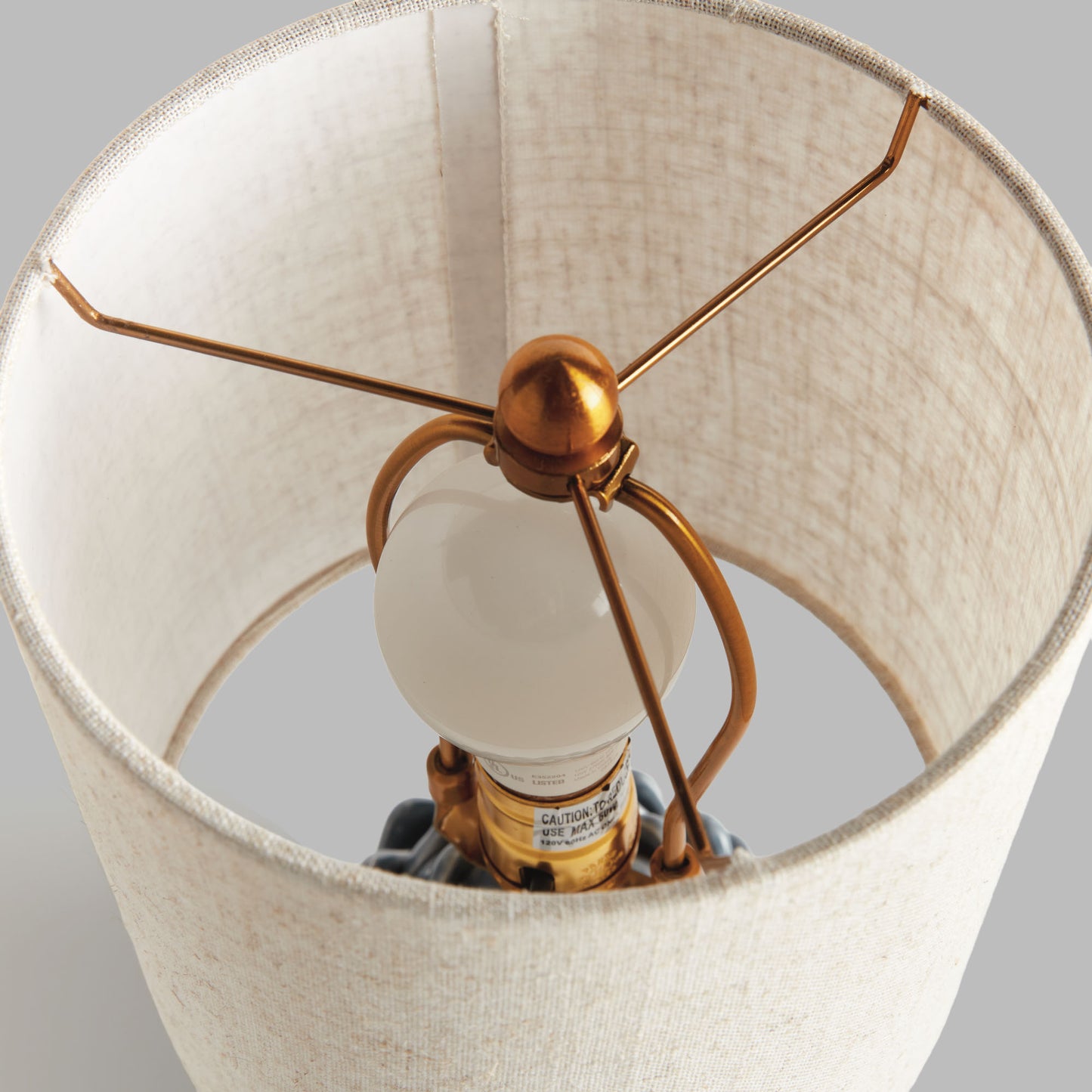 Blue artichoke ceramic lamp - stylish home accent (Image5).