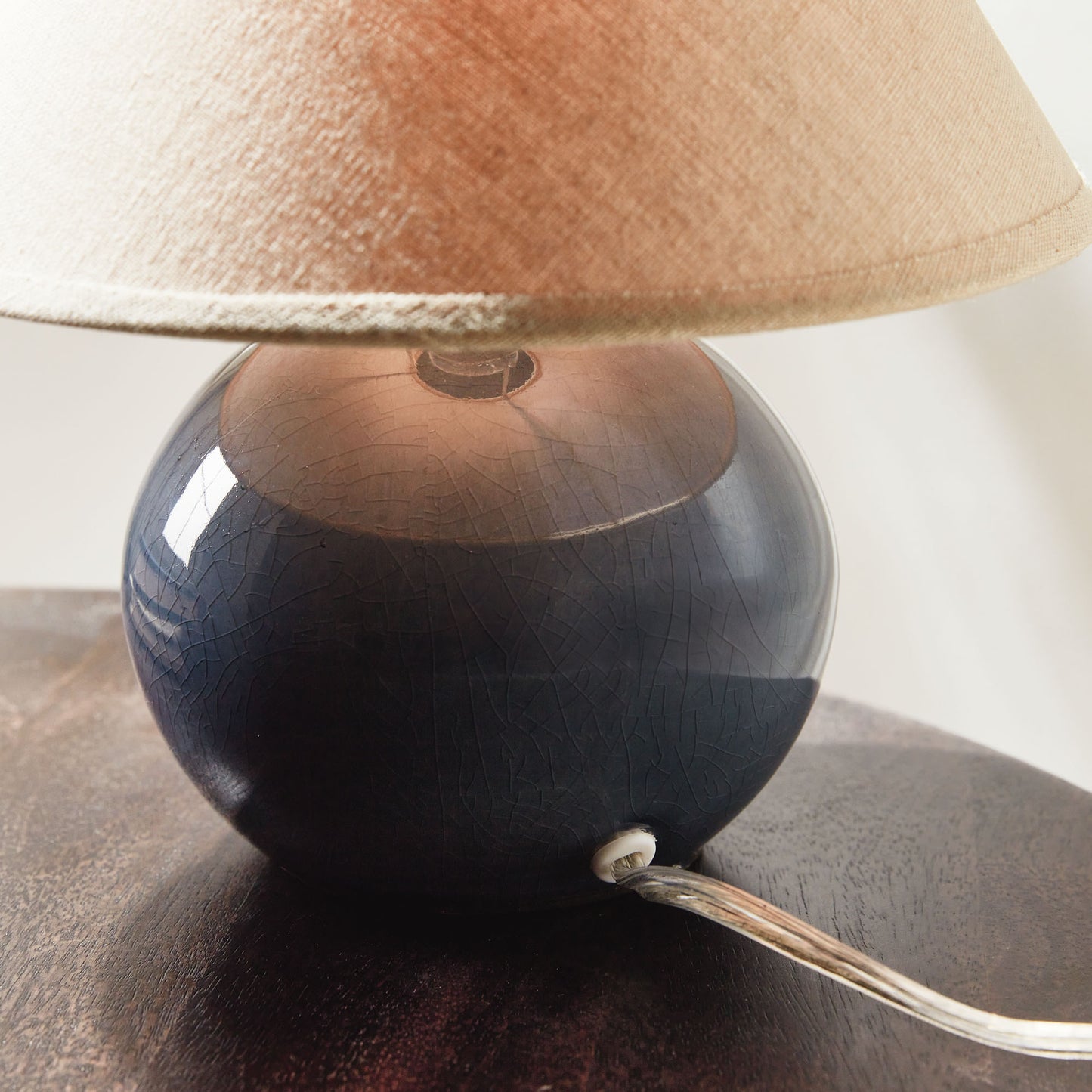 Blue crackle glaze mini lamp - stylish home accent (Image7).