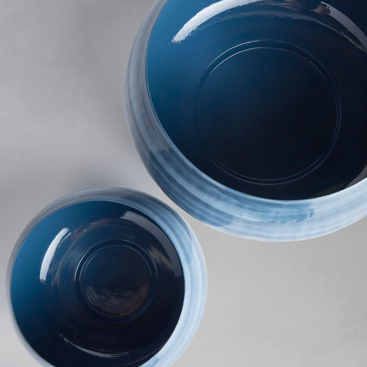 Blue gray enameled iron low bowls (set of 2) - stylish home accent (Image2).