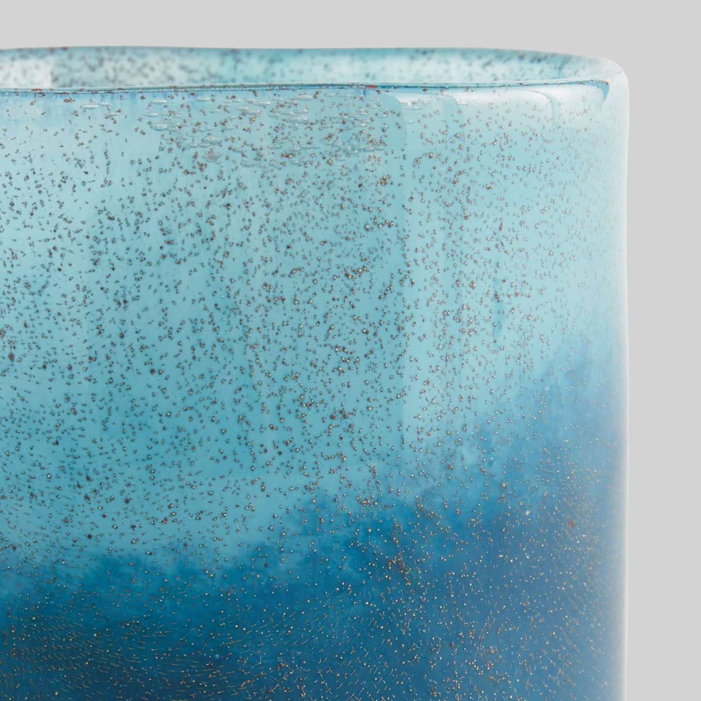 Blue ombre glass hurricane candle holder - stylish home accent (Image3).