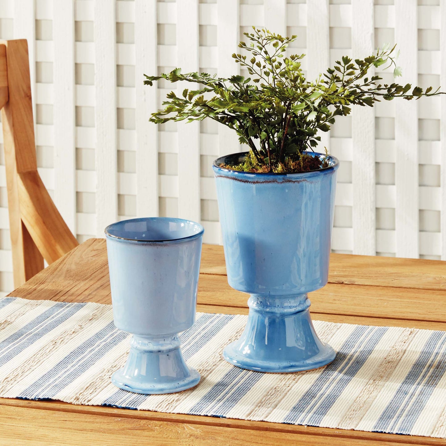 Blue reactive glaze stoneware cachepots (set of 2) - stylish home accent (Image6).