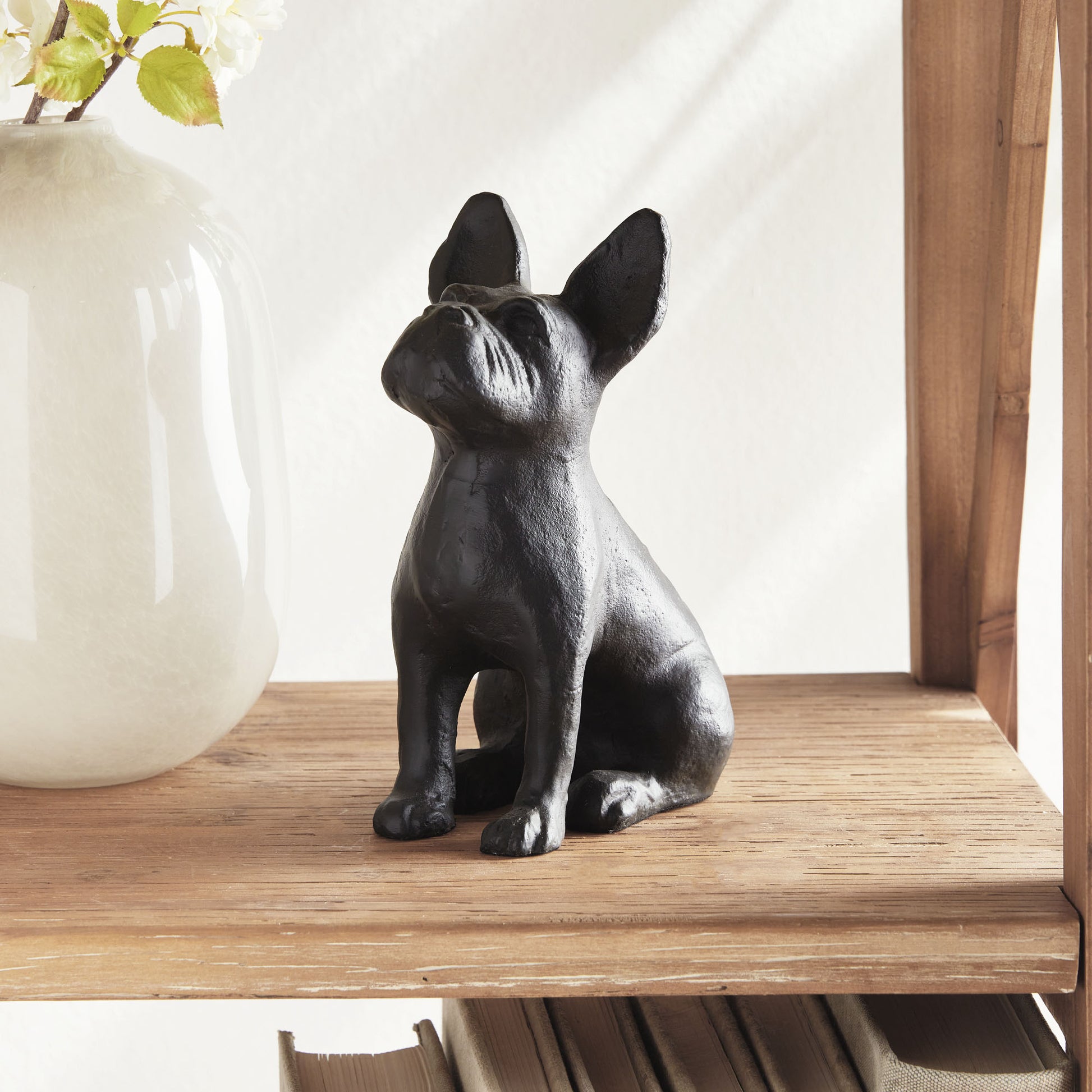 Bronze french bulldog decorative object - stylish home accent (Image5).