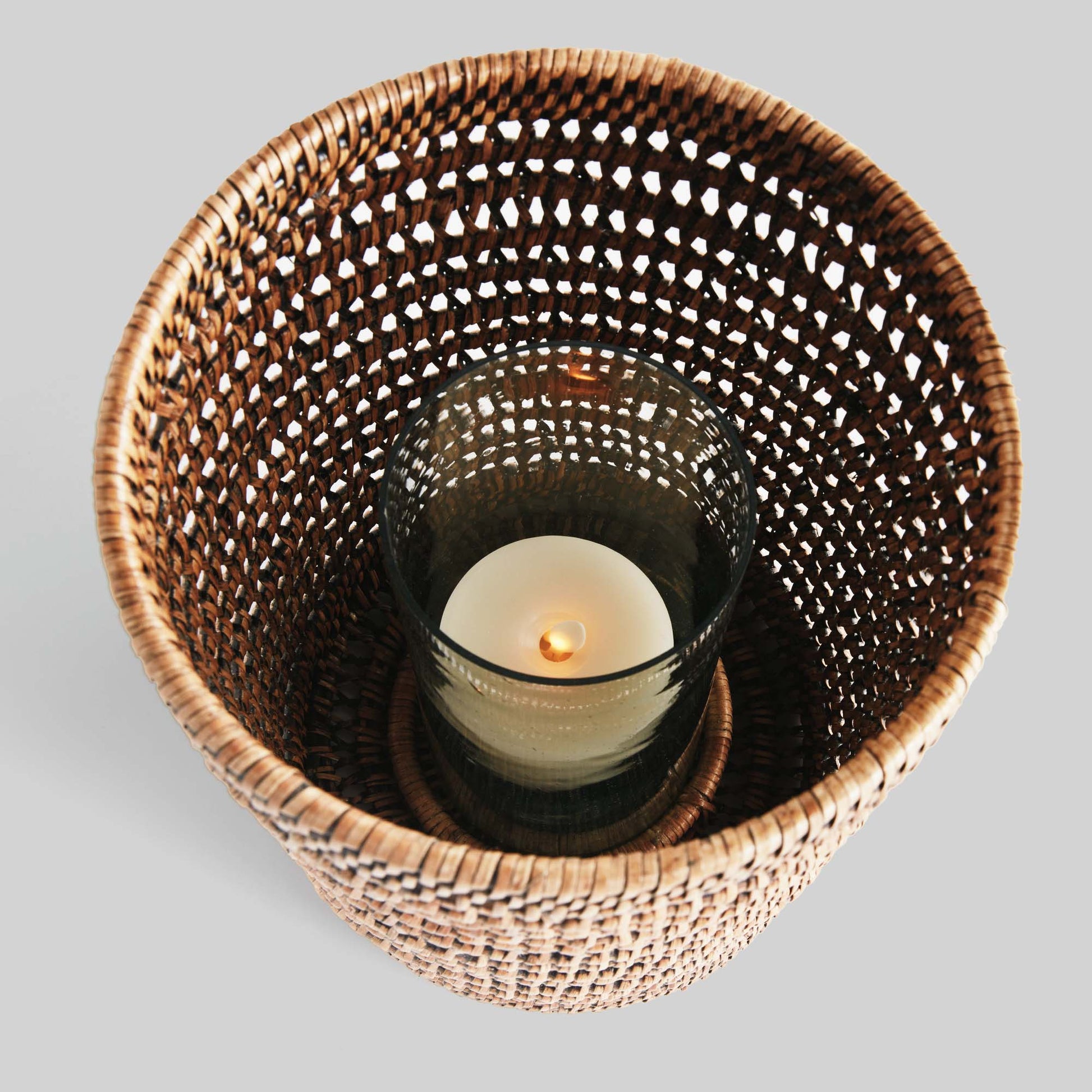 Brown rattan hurricane candle holder - stylish home accent (Image2).