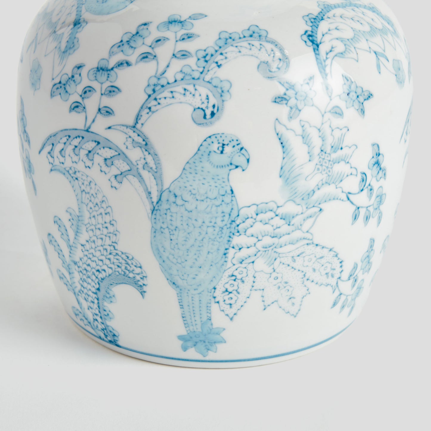 Chinoiserie blue hand-painted porcelain lidded jar - stylish home accent (Image4).