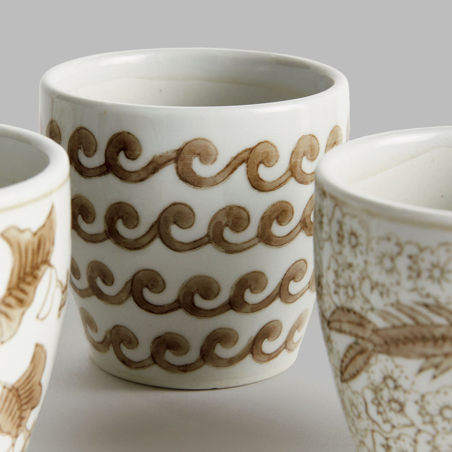 Chinoiserie brown ceramic mini flower pots (set of 6) - stylish home accent (Image7).