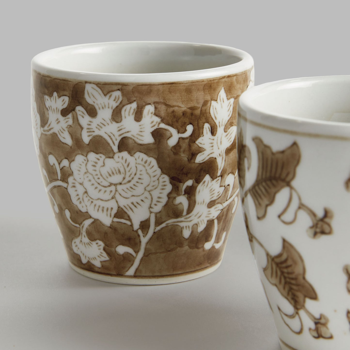 Chinoiserie brown ceramic mini flower pots (set of 6) - stylish home accent (Image9).