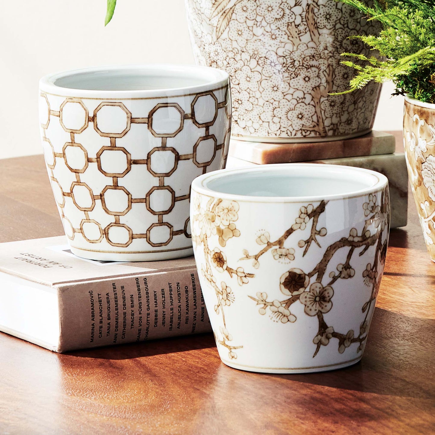 Chinoiserie brown ceramic mini flower pots (set of 6) - stylish home accent (Image3).