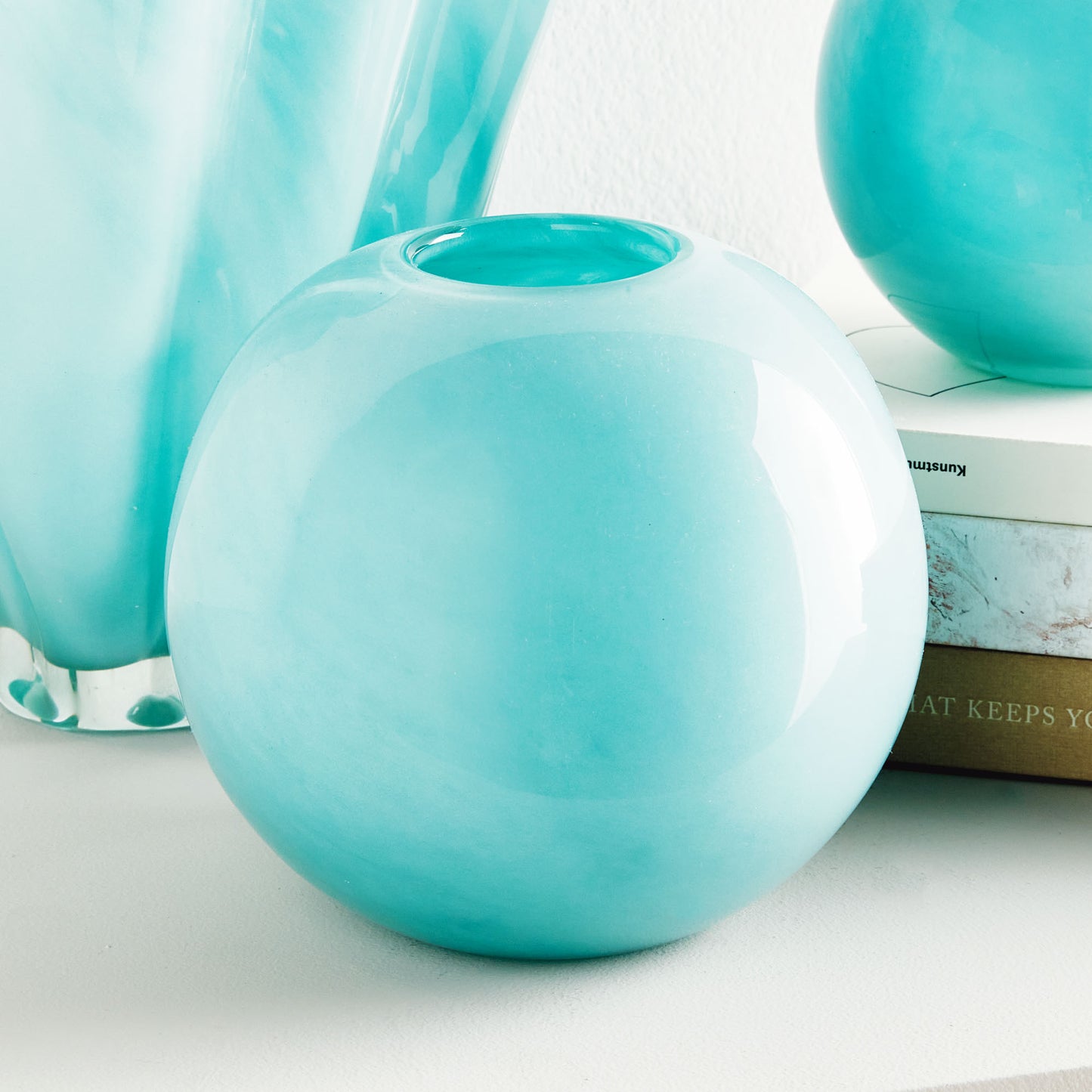Contemporary light blue glass large vase - stylish home accent (Image4).