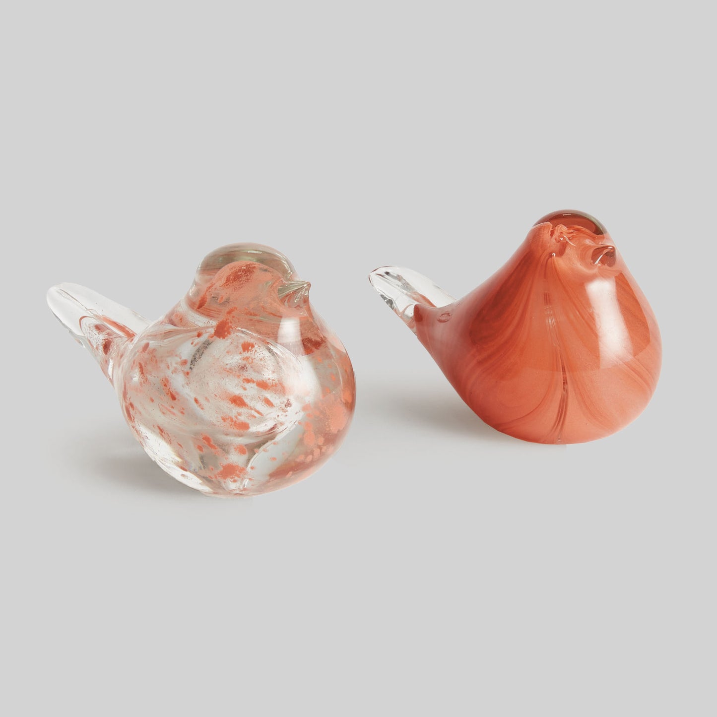 Decorative glass bird objects - stylish home accent (Image1).