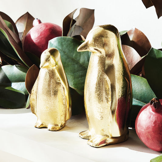 Gold aluminum penguin sculptures (set of 2) - stylish home accent (Image5).