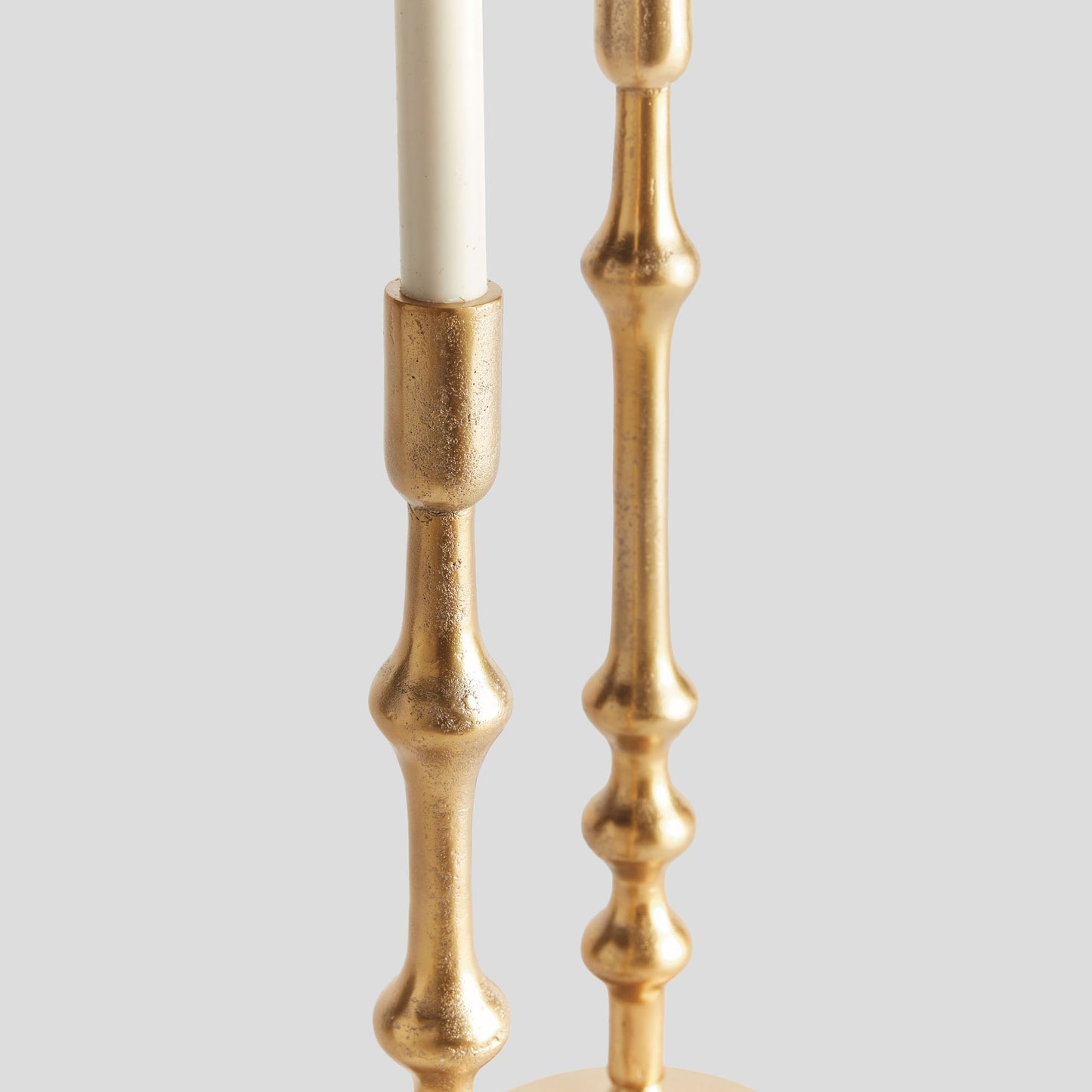 Gold aluminum taper holders (set of 2) - stylish home accent (Image2).