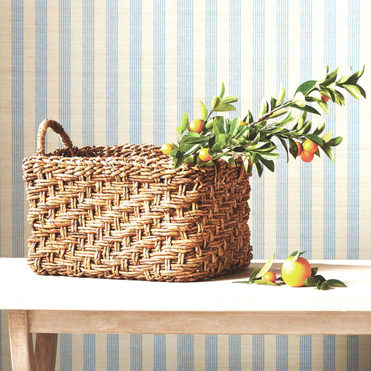 Large woven banana leaf baskets with handles (set of 2) - stylish home accent (Image2).