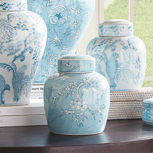 Light blue hand-painted chinoiserie porcelain lidded jar - stylish home accent (Image5).