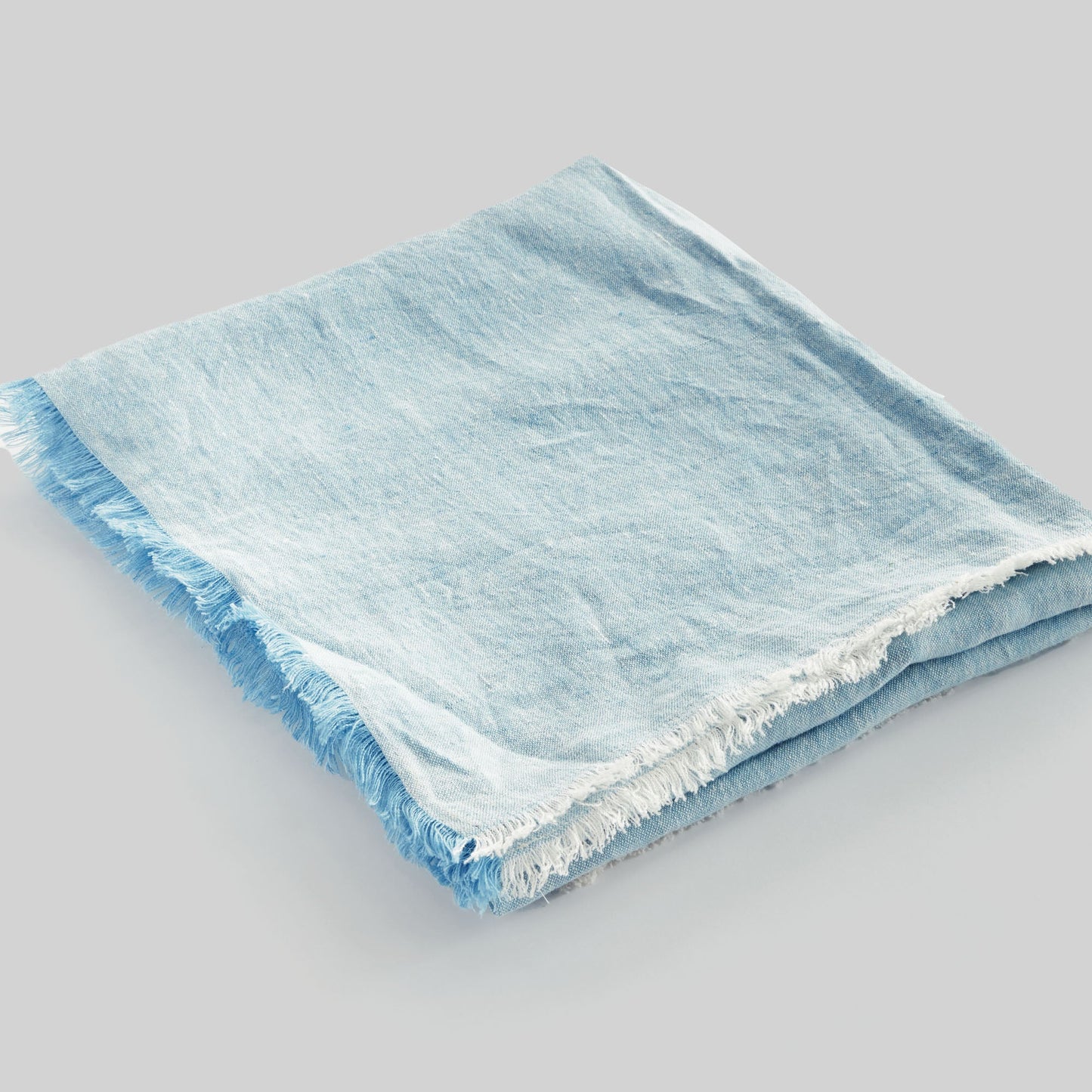 Lightweight light blue linen woven throw - stylish home accent (Image2).