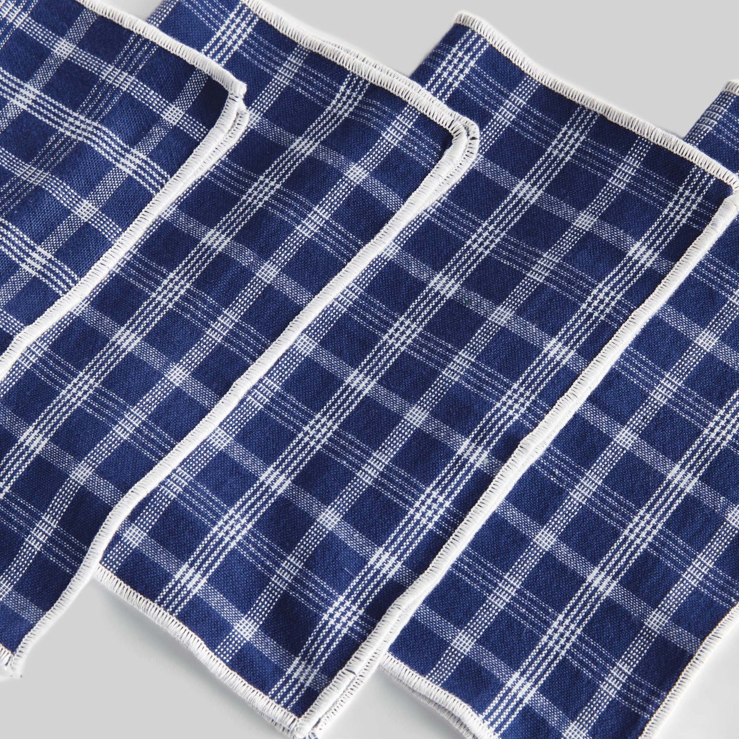 Navy blue plaid with white border cotton cocktail napkins (set of 4) - stylish home accent (Image2).