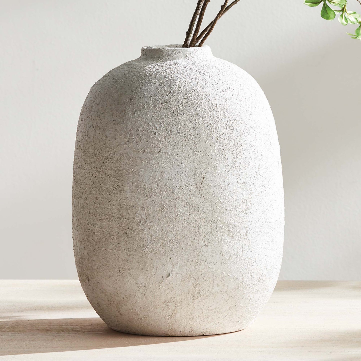 Rustic textured ceramic cylinder vase - stylish home accent (Image6).