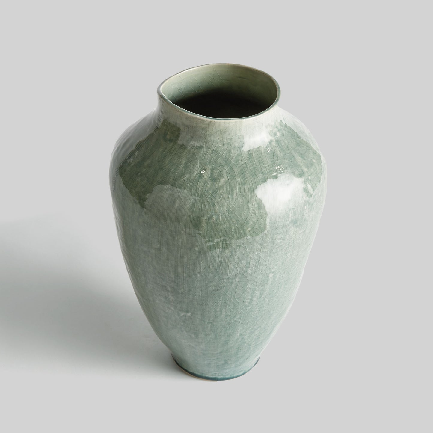 Sage green tall ceramic vase - stylish home accent (Image3).