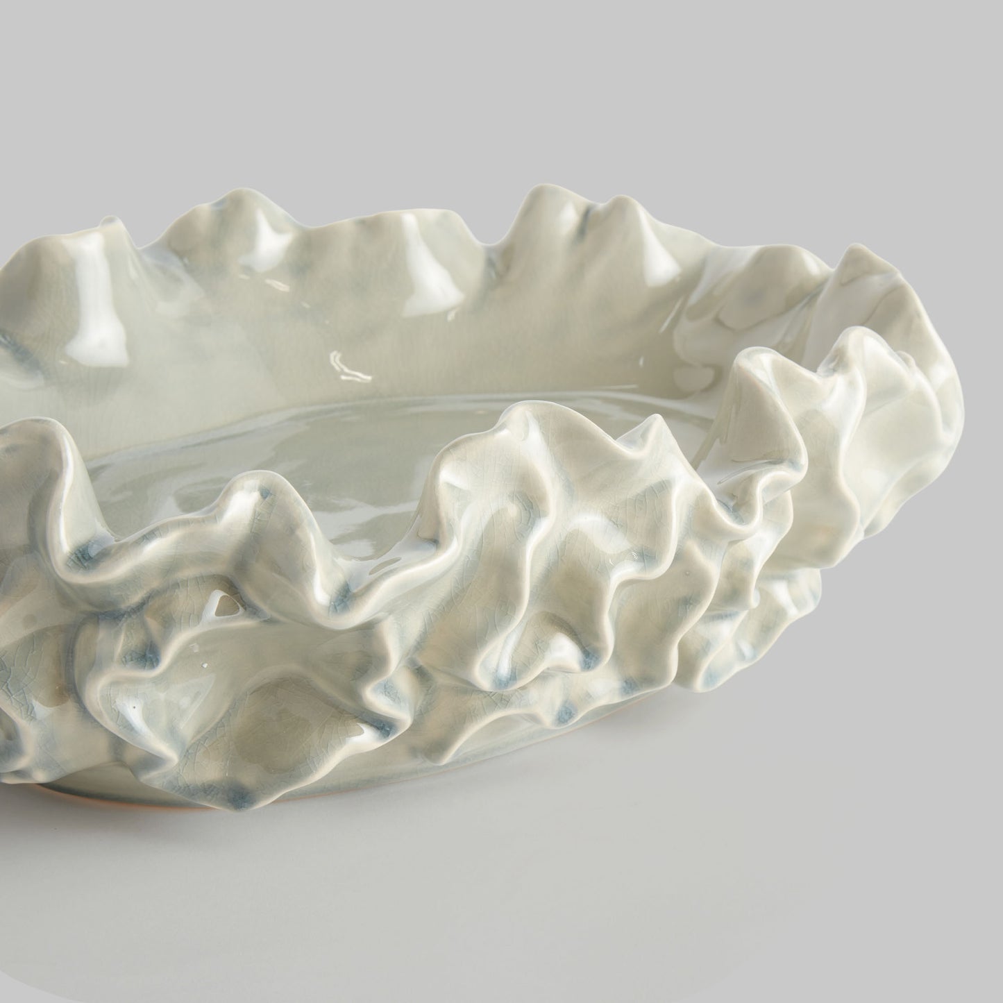 Small handcrafted stoneware decorative bowl - stylish home accent (Image1).