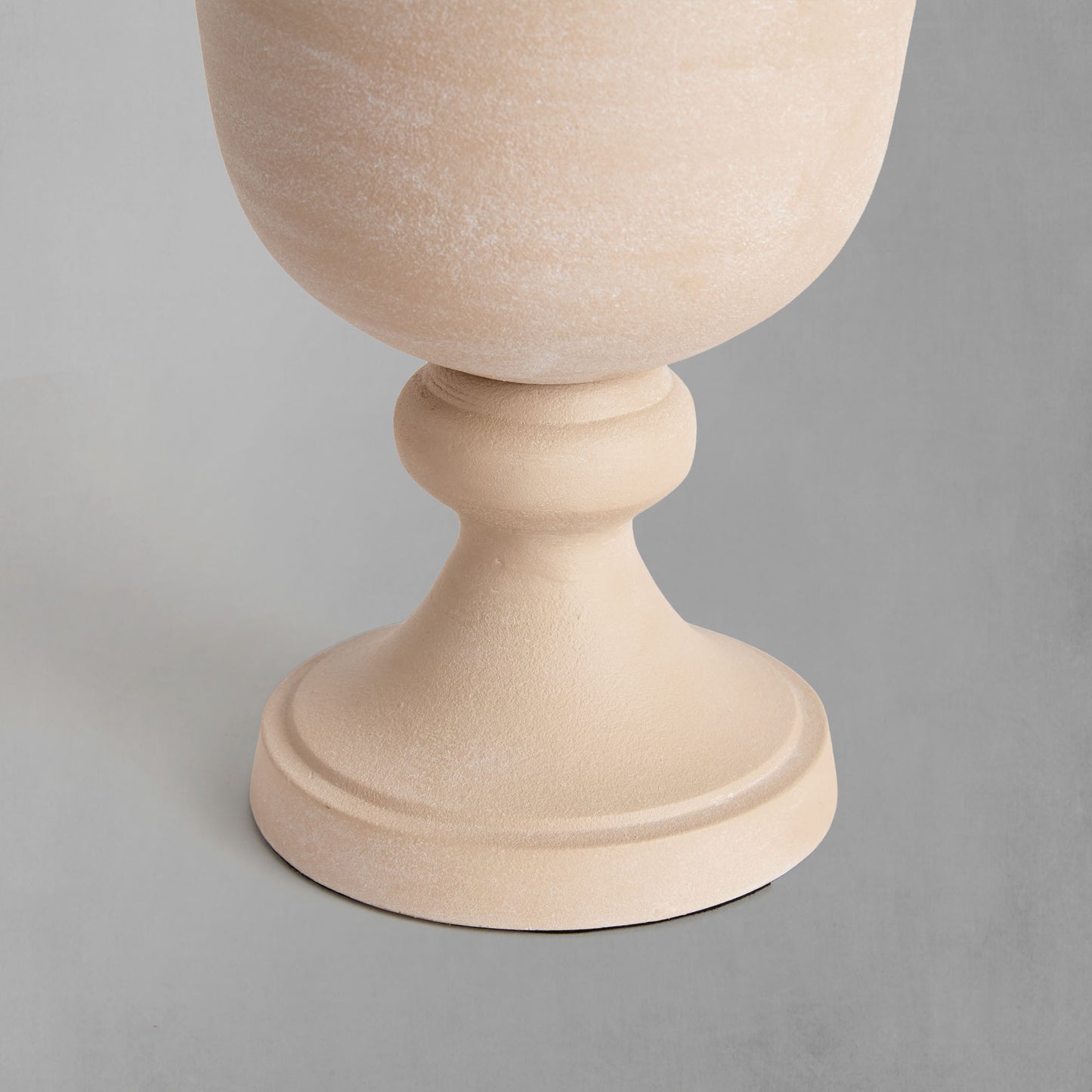 Small sandstone vase - stylish home accent (Image4).