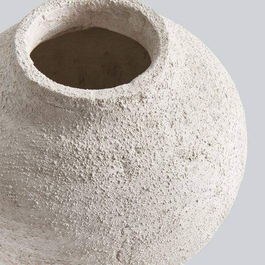 Textured ceramic round small vase - stylish home accent (Image2).