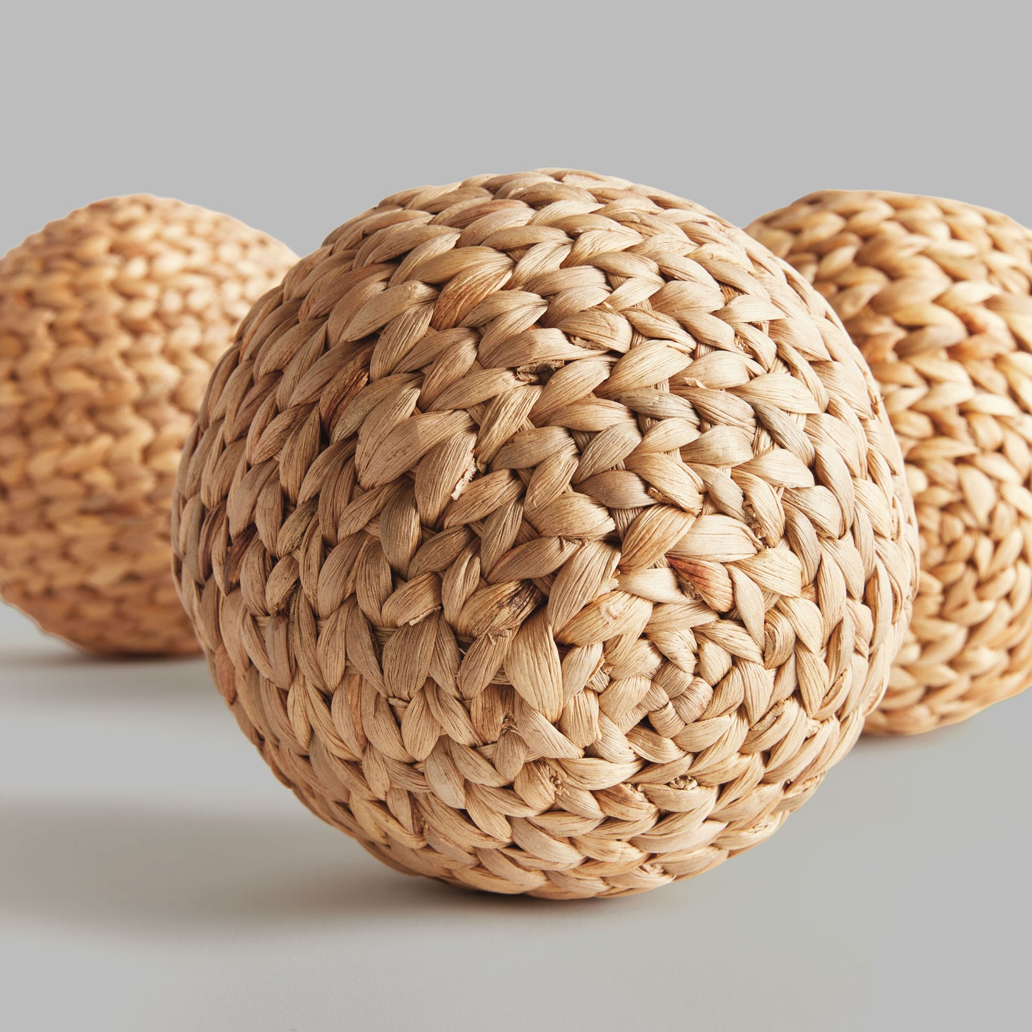 Water hyacinth 6.5 inch decorative orbs (set of 3) - stylish home accent (Image2).