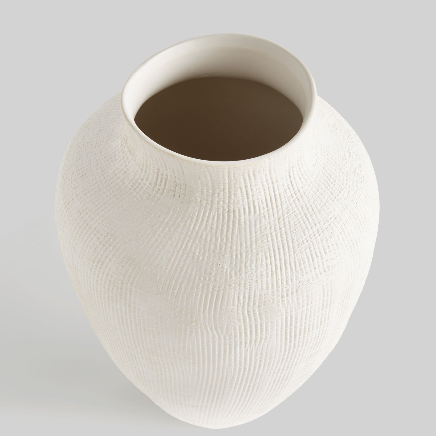 White crosshatch small vase - stylish home accent (Image3).