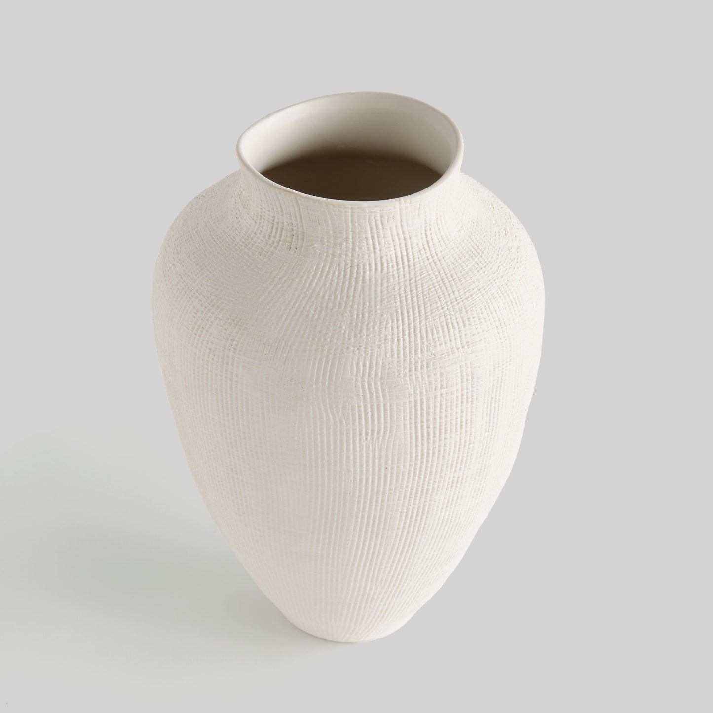 White crosshatch small vase - stylish home accent (Image4).
