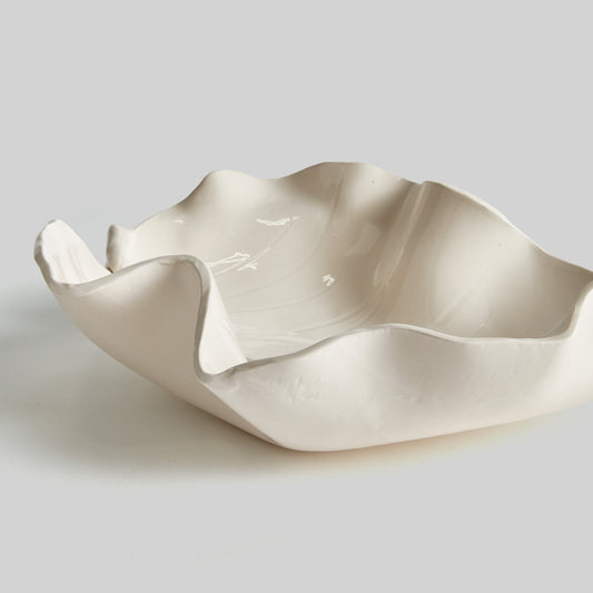 White italian ceramic leaf small bowl - stylish home accent (Image2).