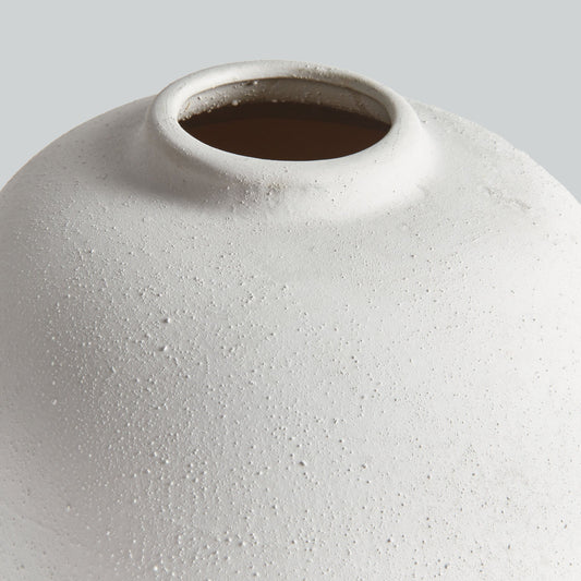 White textured ceramic cylinder vase - stylish home accent (Image2).
