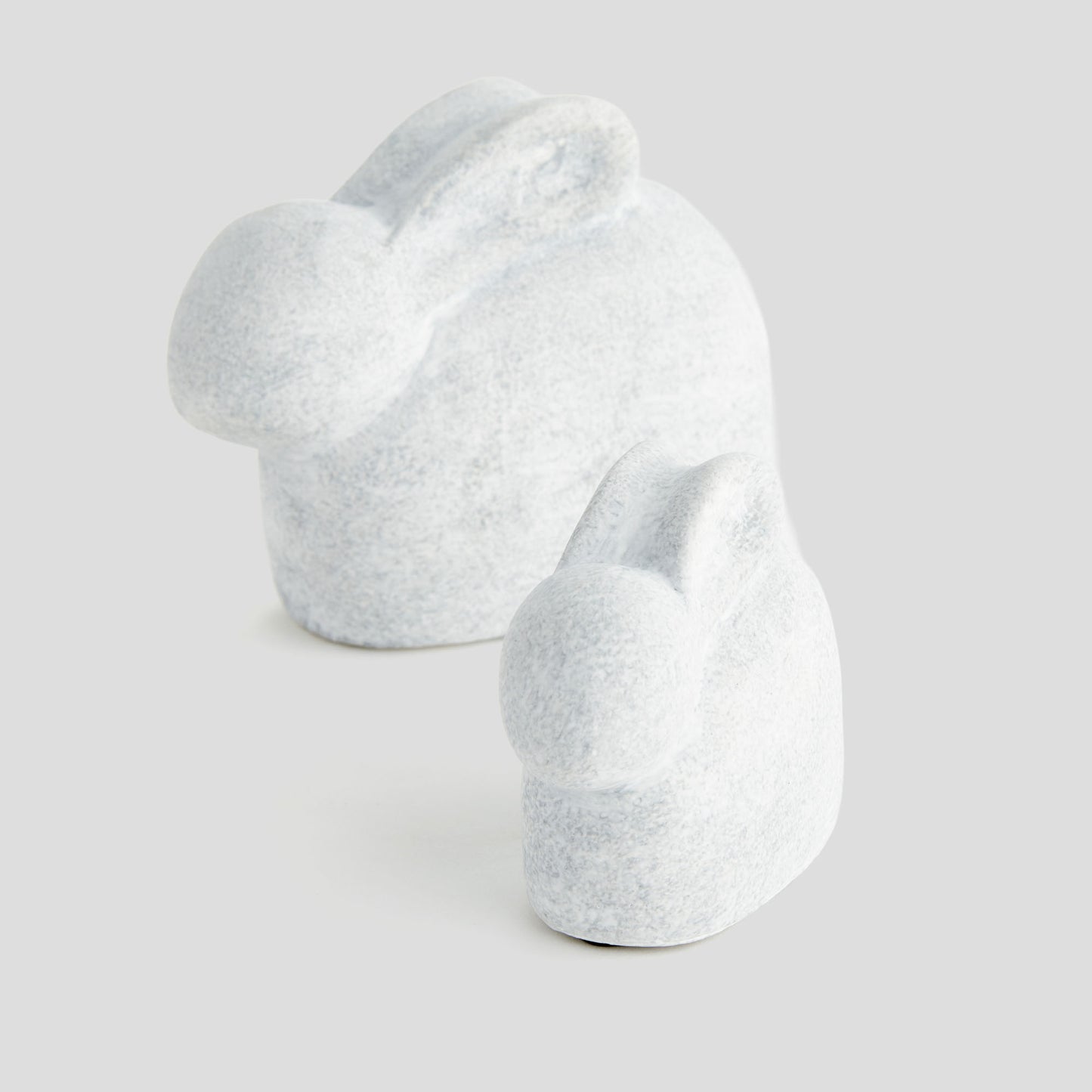 Whitewash concrete rabbit sculptures (set of 2) - stylish home accent (Image3).