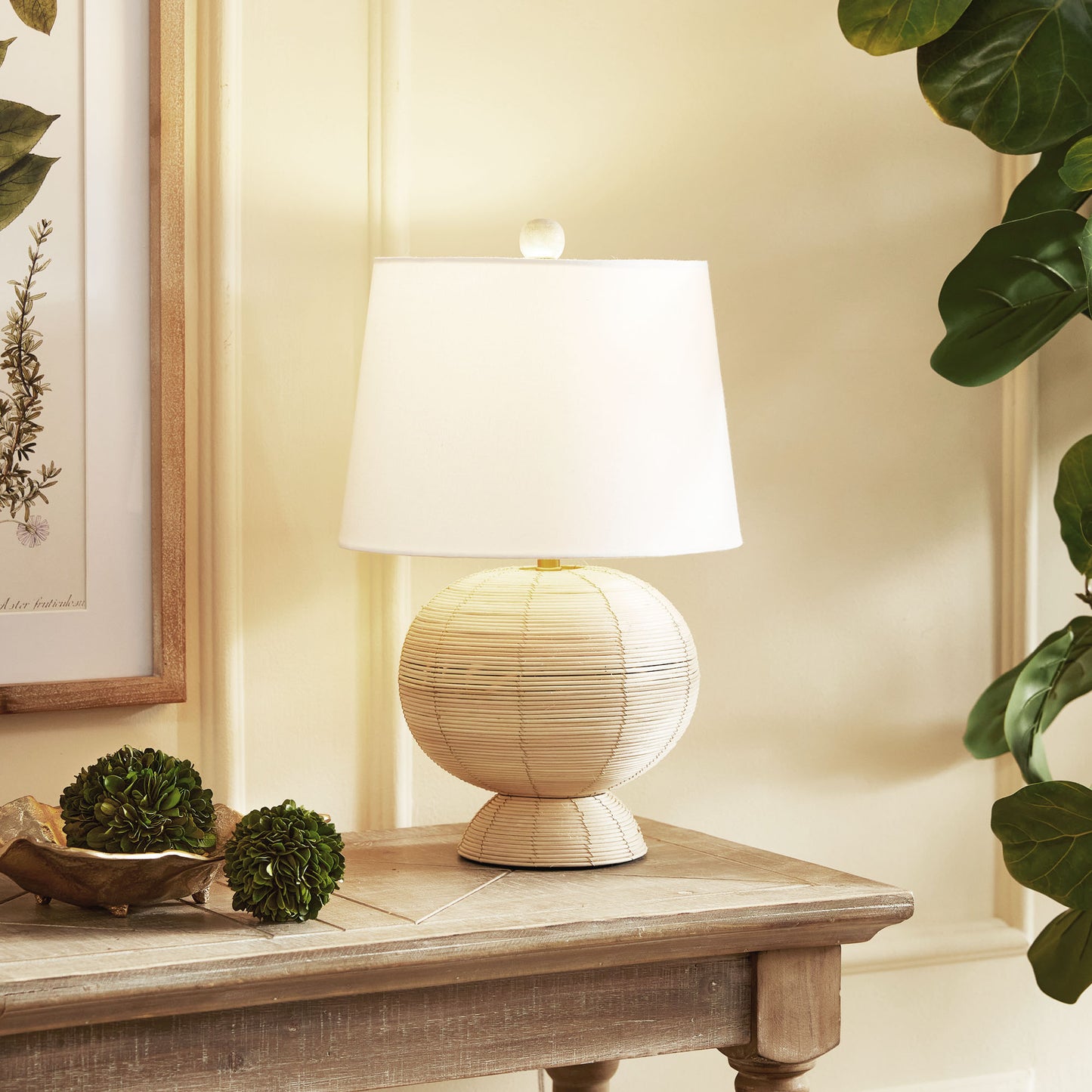 Whitewash rattan hourglass lamp 18 inch - stylish home accent (Image3).