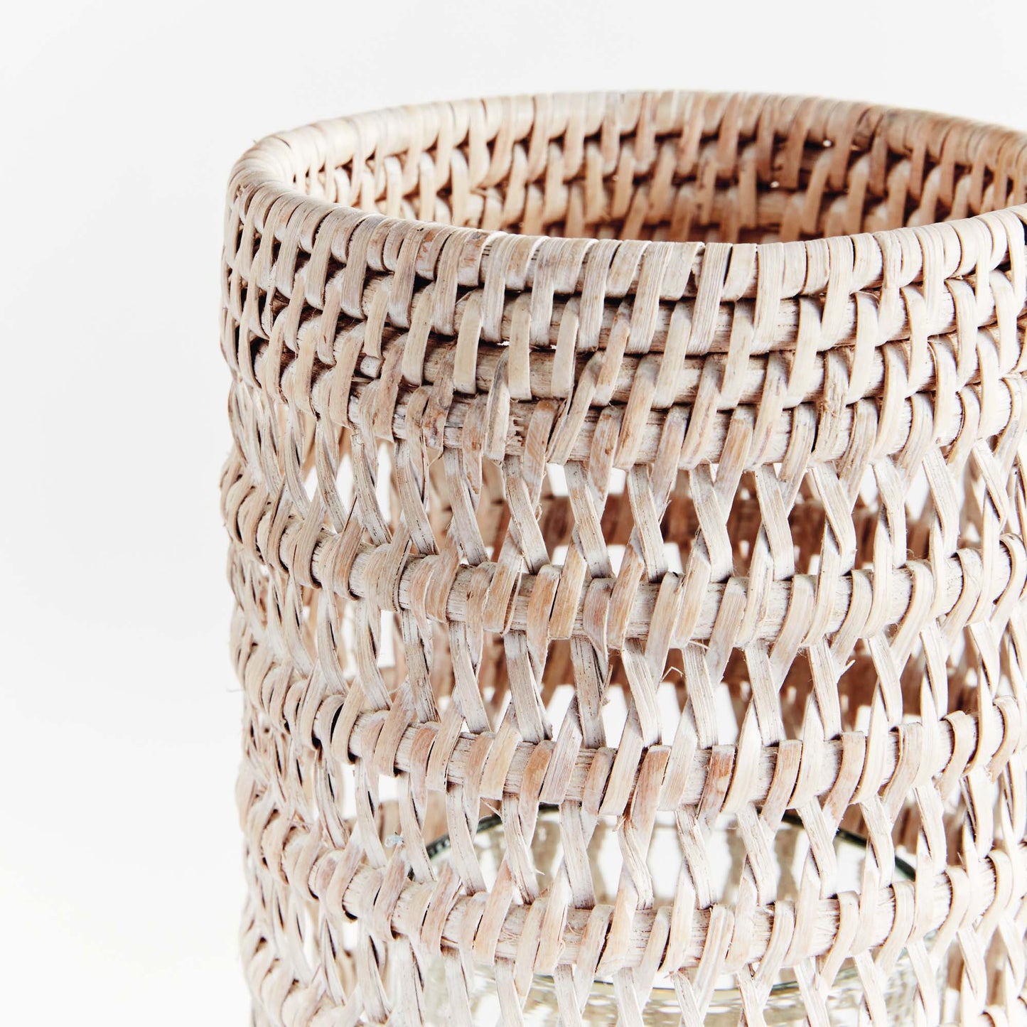Whitewash rattan hurricane candle holder - stylish home accent (Image2).