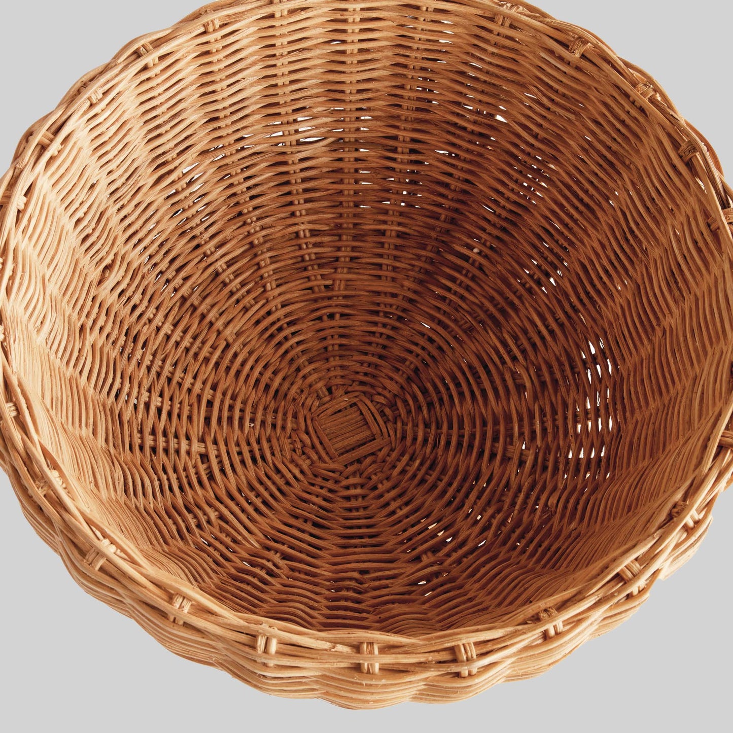 Woven rattan decorative footed 18 inch bowl - stylish home accent (Image2).
