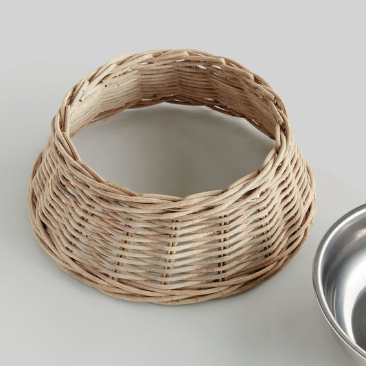 Woven rattan large pet bowl - stylish home accent (Image2).