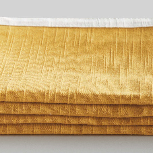 Yellow honey with white border cotton dinner napkins (set of 4) - stylish home accent (Image2).