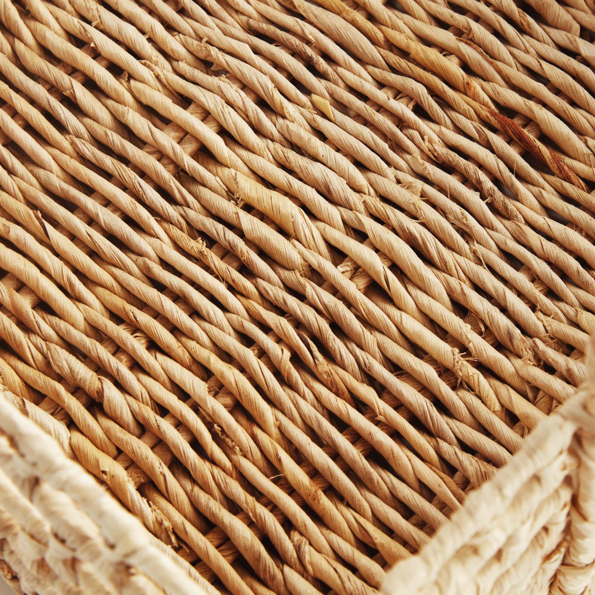 Abaca nesting rectangular trays (set of 2) - stylish home accent (Image5).