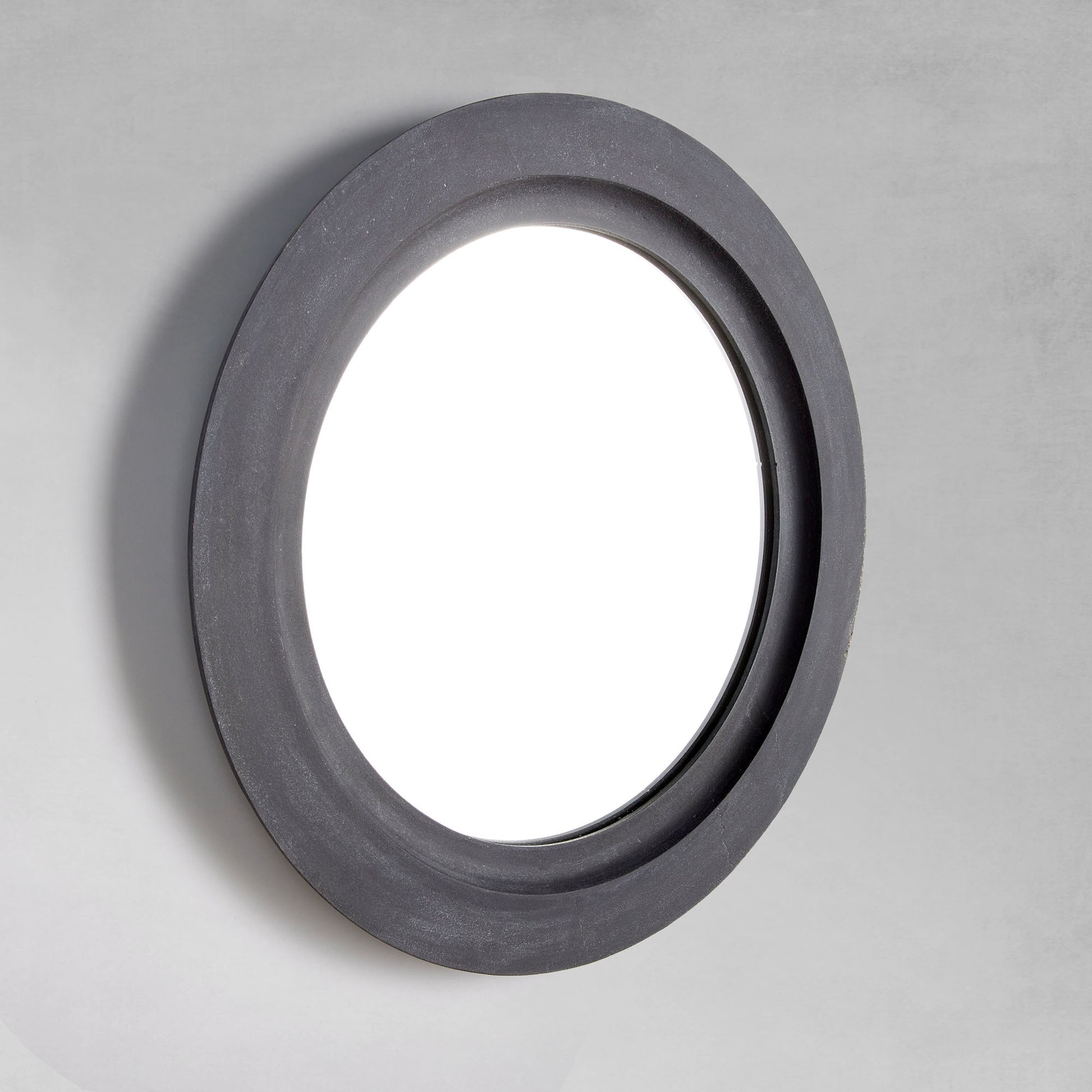 Aged zinc terrazza mirror 24 inch - stylish home accent (Image4).