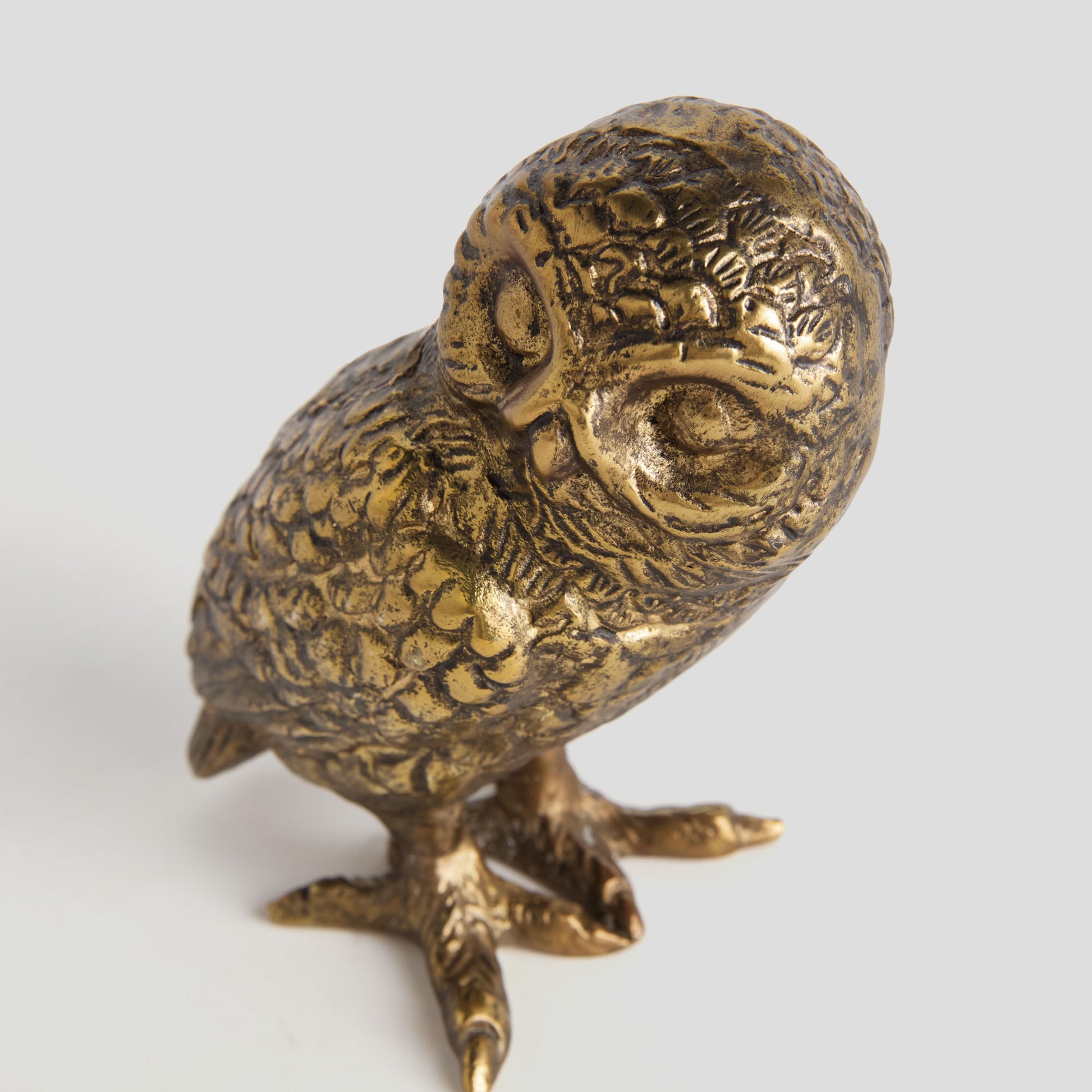 Antique brass cast aluminum owl sculpture - stylish home accent (Image2).