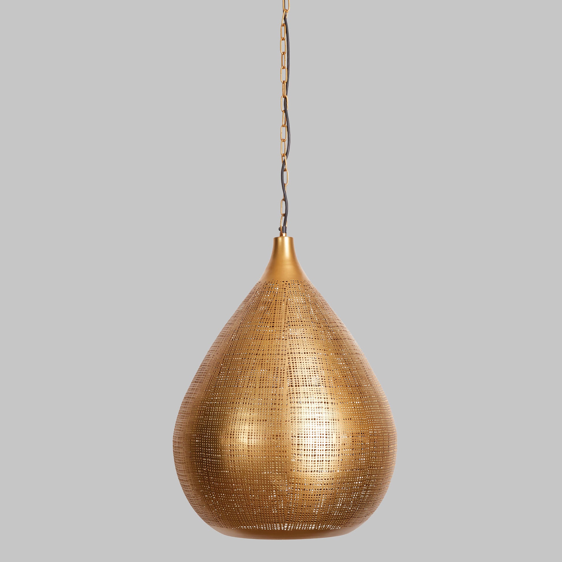 Antique brass woven metal grande pendant 18 inch - stylish home accent (Image1).