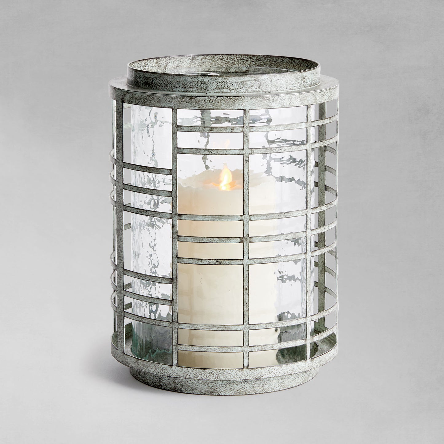 Antique silver geometric hurricane 11 inch - stylish home accent (Image1).