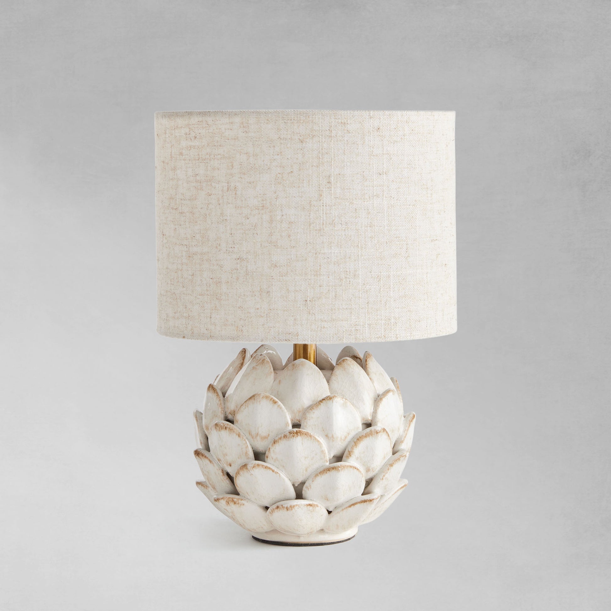 Antique white artichoke ceramic mini lamp - stylish home accent (Image1).