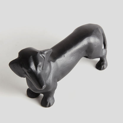 Black aluminum dachshund sculpture - stylish home accent (Image2).