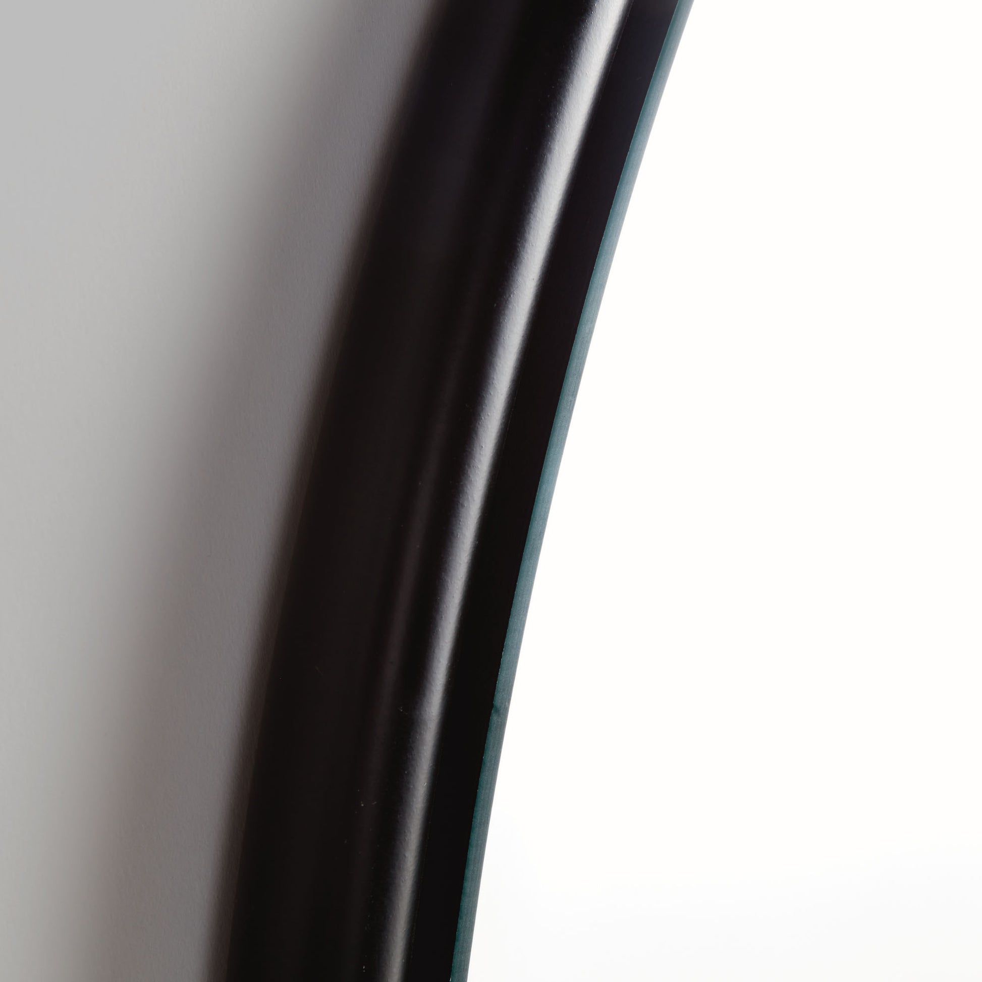 Black round beveled mirror large 33.5 inch - stylish home accent (Image2).