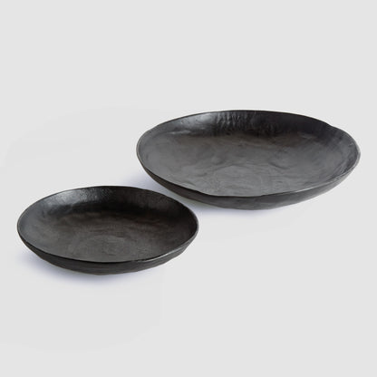 Black textured aluminum round decorative bowls (set of 2) - stylish home accent (Image1).