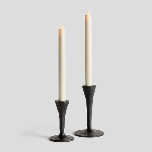 Black textured aluminum taper holders (set of 2) - stylish home accent (Image3).